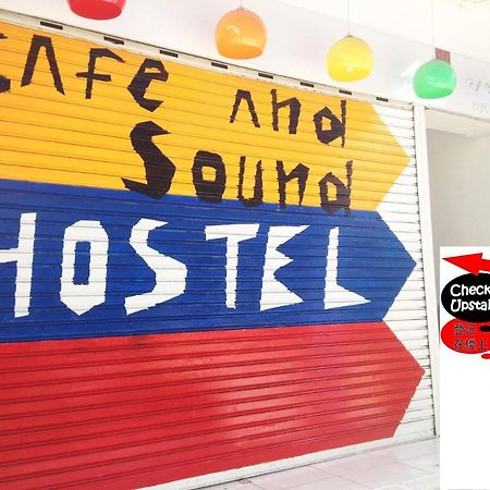 Safe And Sound Hostel Чиангмай Экстерьер фото