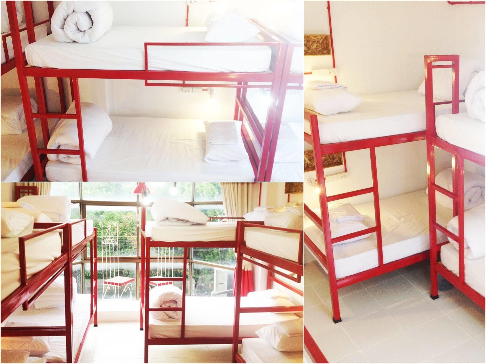 Safe And Sound Hostel Чиангмай Экстерьер фото