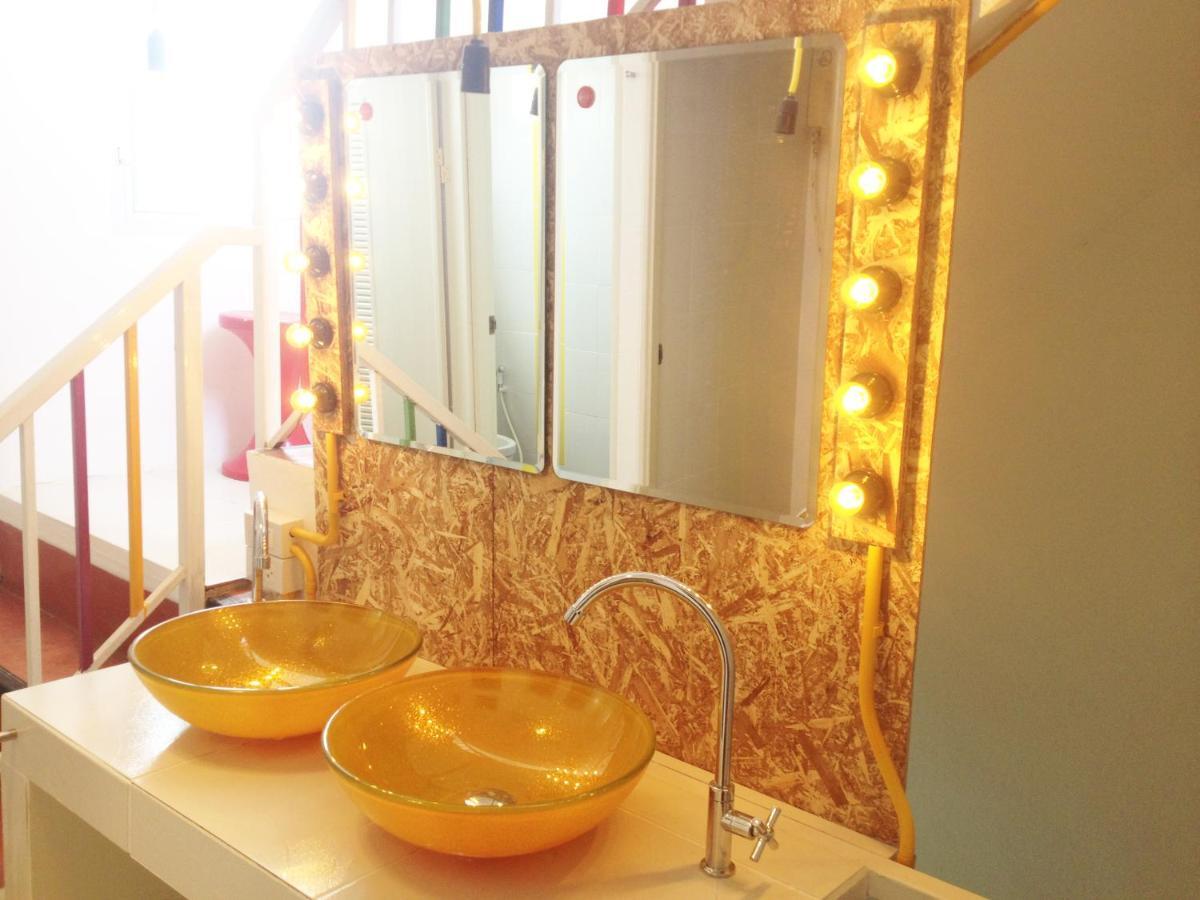Safe And Sound Hostel Чиангмай Номер фото