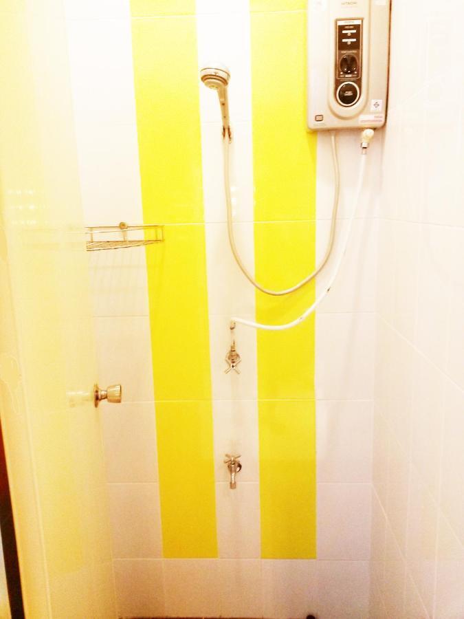 Safe And Sound Hostel Чиангмай Номер фото